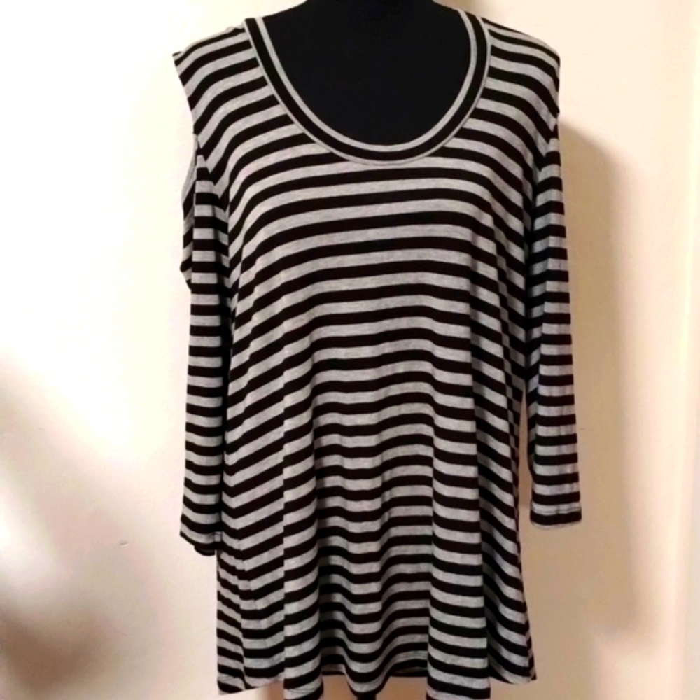 Jude jersey cold shoulder striped long sleeve top Sz XL Very soft material